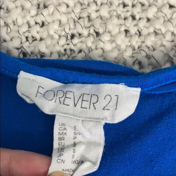 Blue crop top - Picture 2 of 3